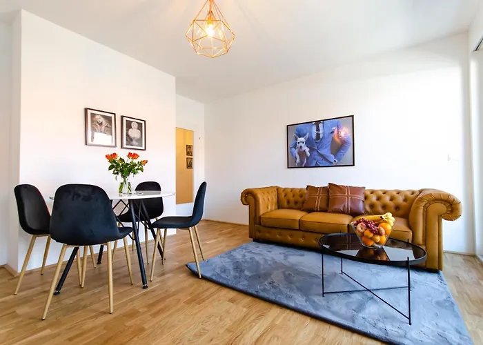 Apartahotel Grand Quarters 4*