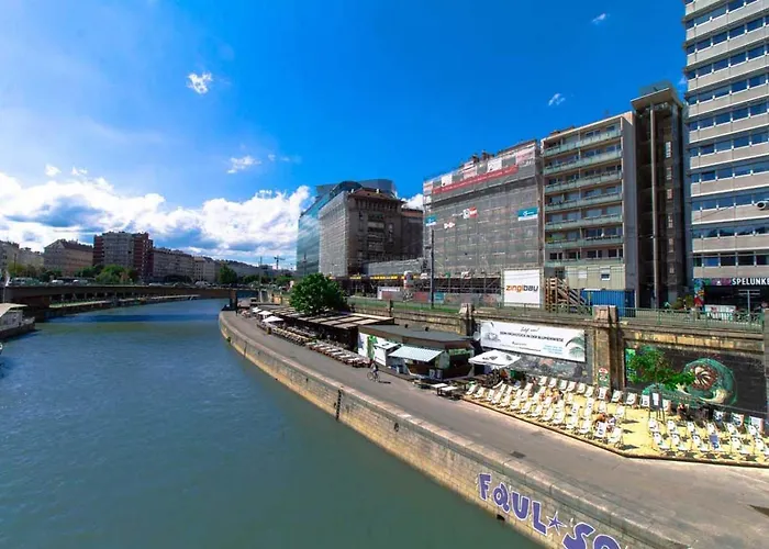Grand Quarters Apartahotel Viena